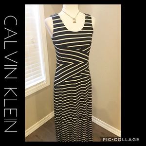 NWT CALVIN KLEIN Black/White Maxi Dress